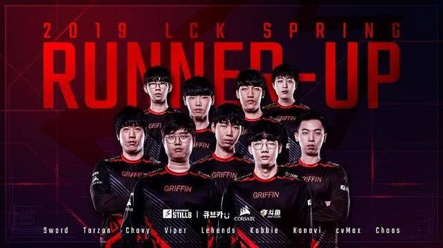 相比之下 相比之下