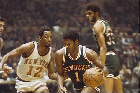 他總能在關 他總能在關